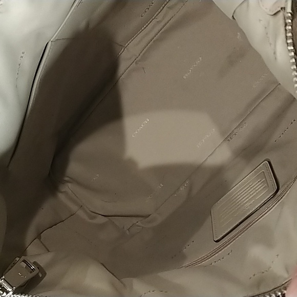 Coach Signature Satchel Long Strap - Picture 12 of 16